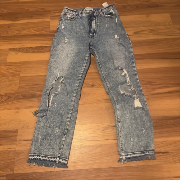 Abercrombie & Fitch Light Blue Distressed Curve love Straight Leg Jeans - Picture 2 of 9